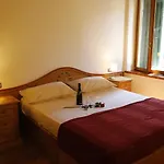 Διαμέρισμα Luzzo 15 *