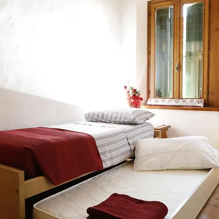 Luzzo 15 *