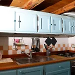 Luzzo 15 *